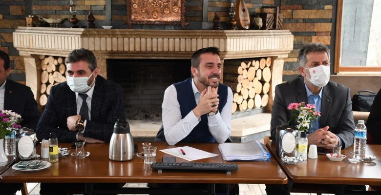 Kestel Belediye Başkanı Önder Tanır, Muhtarlar ile Buluştu