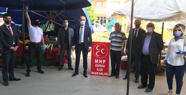 MHP Gürsu İlçe Başkanlığı Pazarlarda Maske Dağıttı