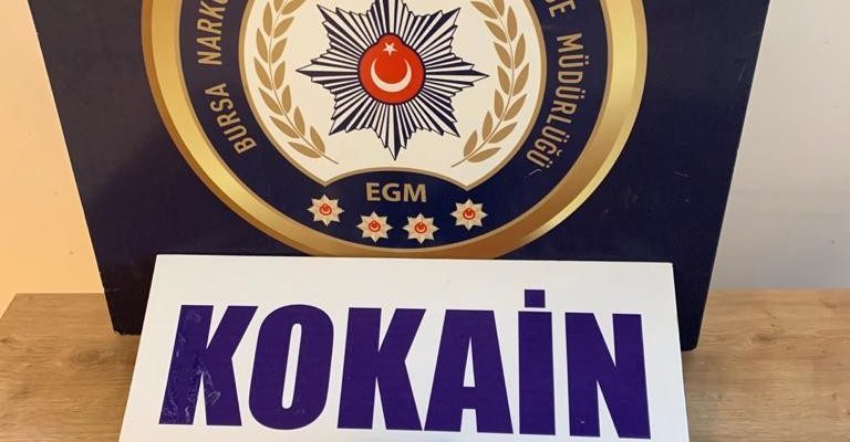 Otomobil Lastiğinden Kokain Çıktı