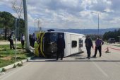 Bursa’da Toplu Taşıma Midibüsü Devrildi: 5 Yaralı
