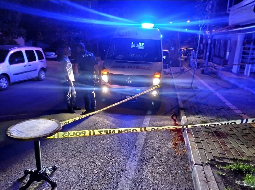 Kestel’de 2 Kişi Bıçaklandı: Biri Öldü Diğeri Yaralandı