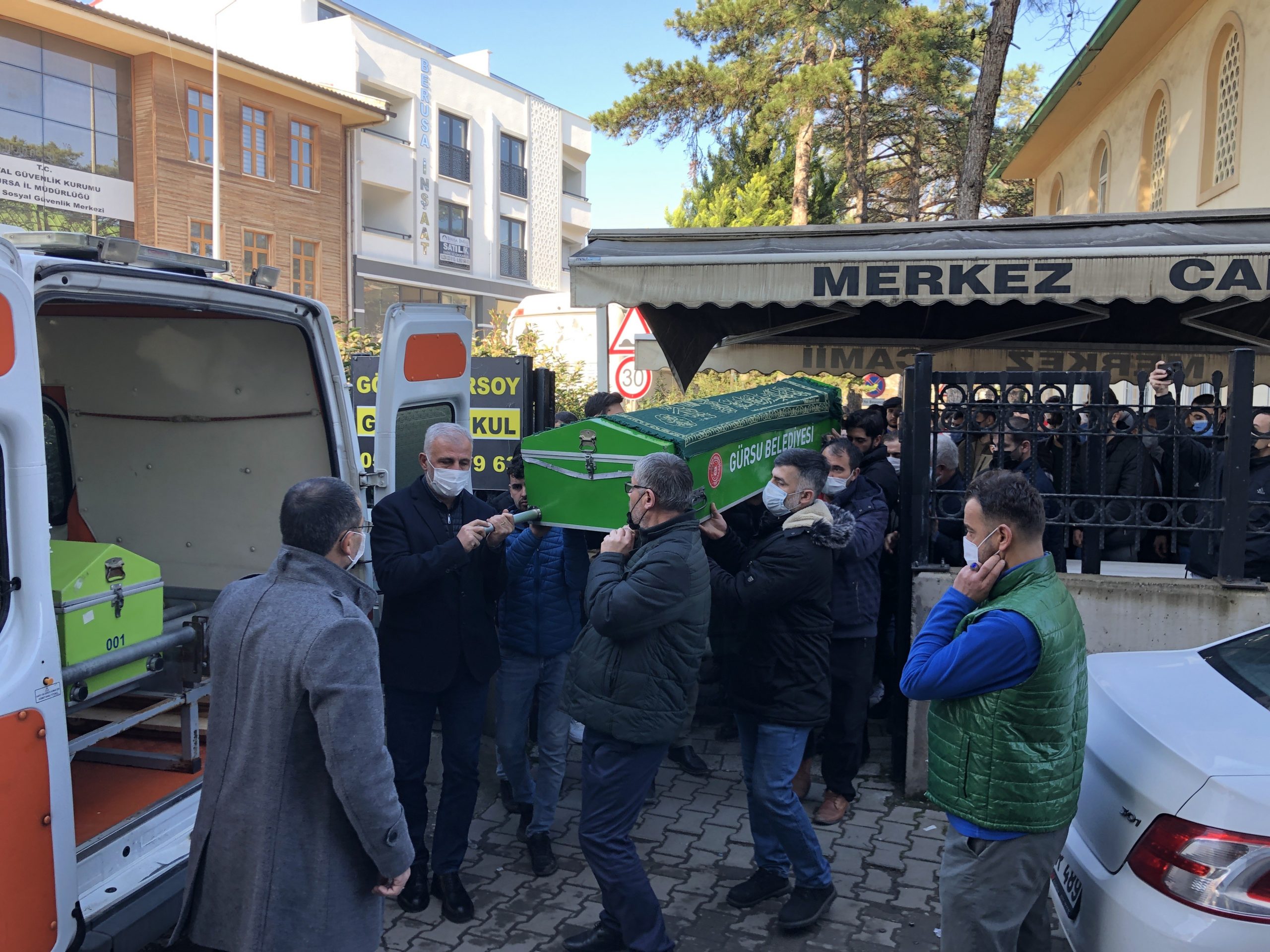 Bursa’da doğum günü kutlamasından