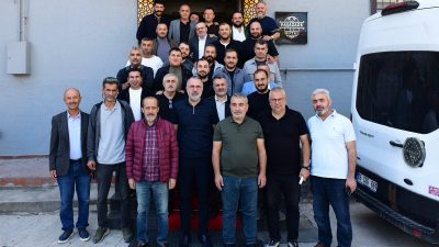 Kestel Meydanı’nda faaliyet gösteren esnaflar, Paşazade Otel’de düzenlenen kahvaltı programında