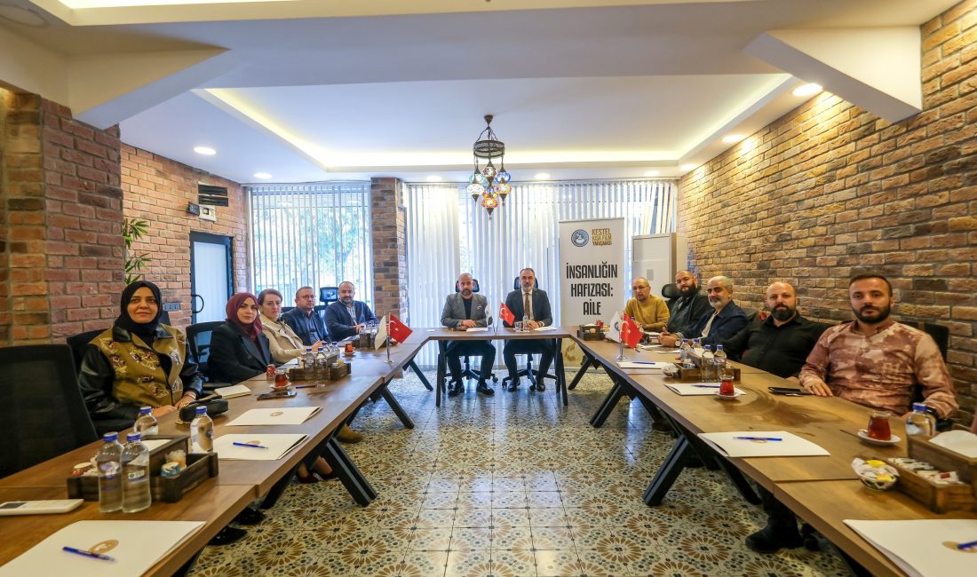 Kestel Belediyesi’nin Sinema Yolculuğu “Aile” Temasıyla Devam Ediyor Kestel Belediyesi, kültür ve sanat alanında hayata geçirdiği Kısa Film